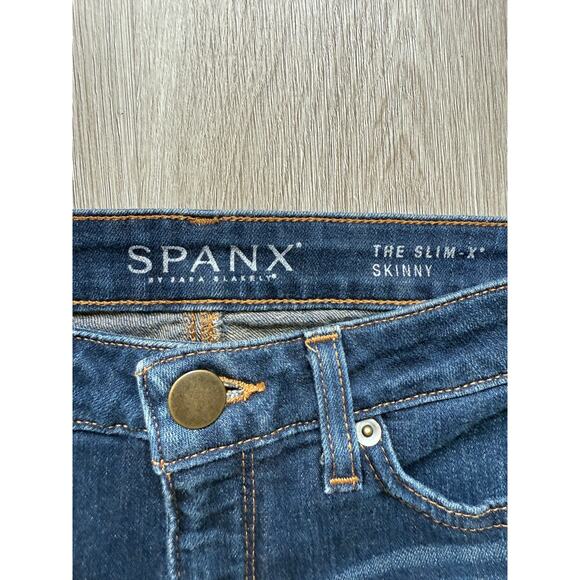 Spanx Jeans, Dark Denim, Women's size 28, Slim X Skinny, Raw Hem - Picture 2 of 7